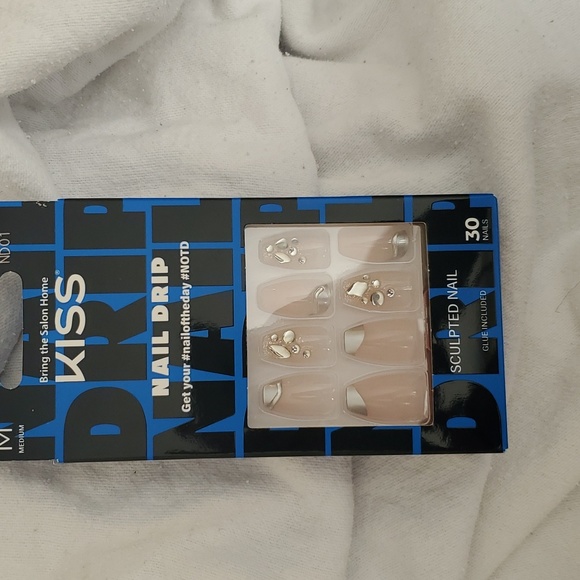 💋 Kiss 💋 Press On Nails 💅🏿 - Picture 6 of 6